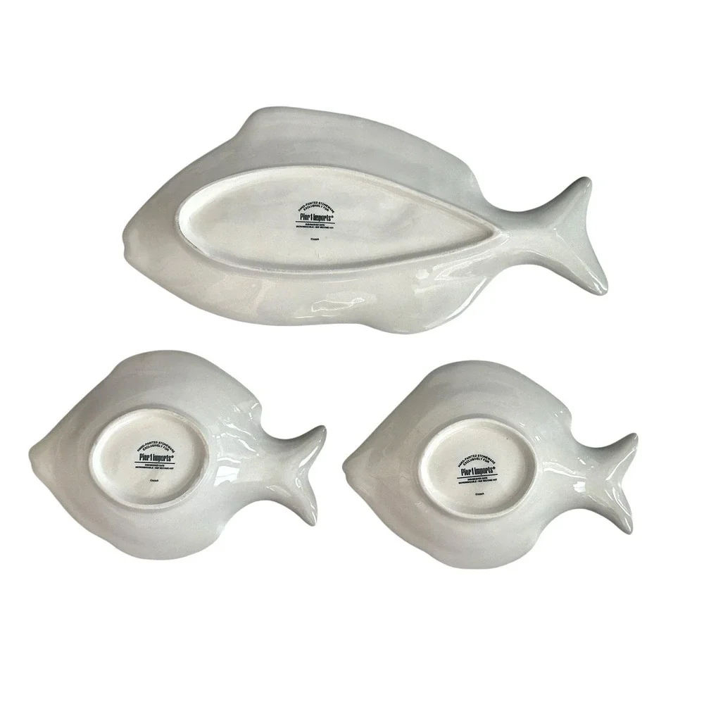 Pier 1 Imports Fish Plates Dishes Colorful Figural Beach Coastal Summer‎ Decor